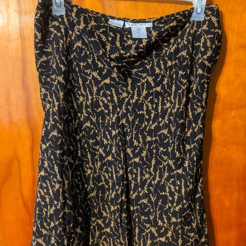 Flared pencil skirt